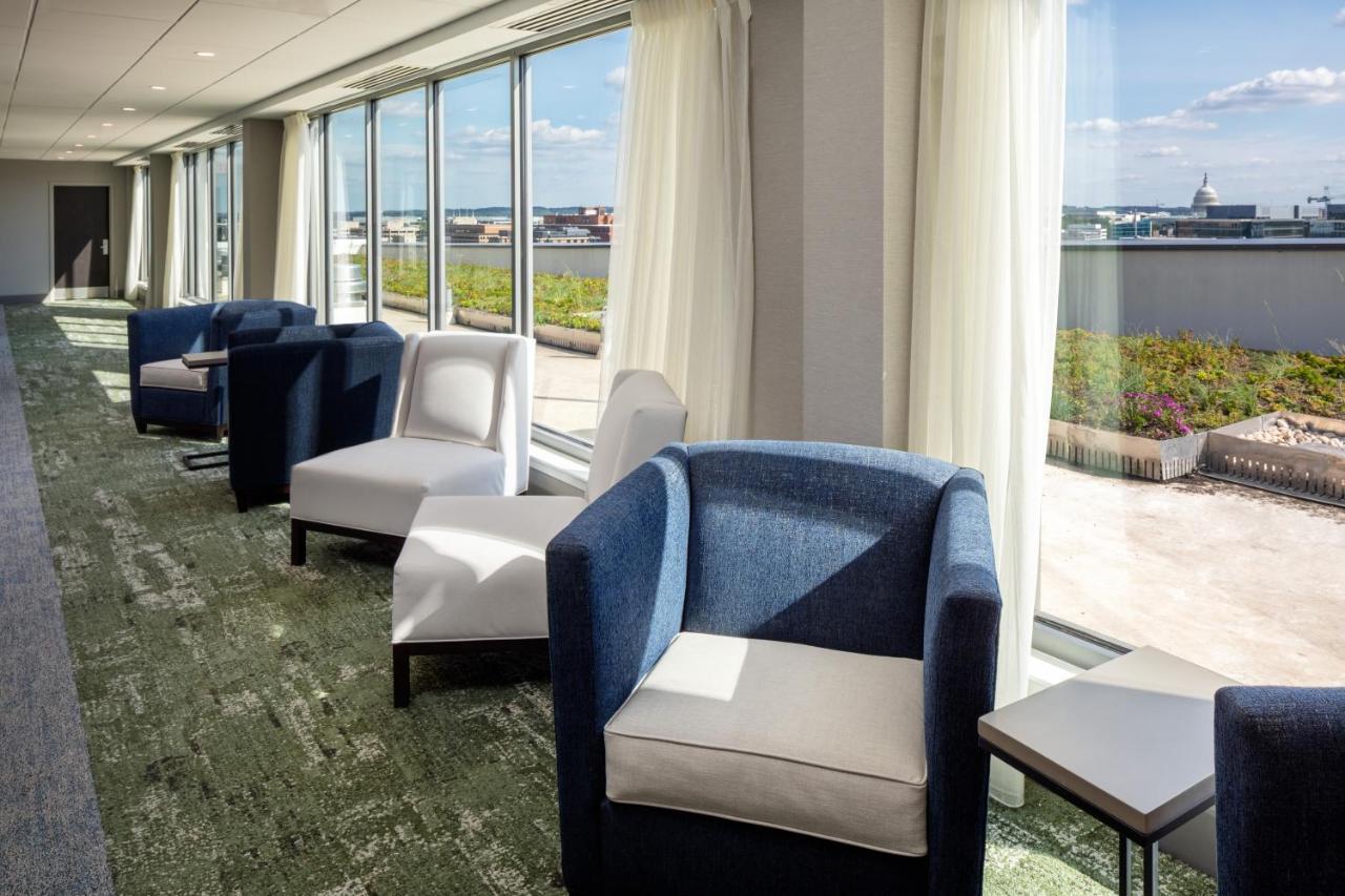 Holiday Inn Express Washington Dc Downtown By Ihg Экстерьер фото